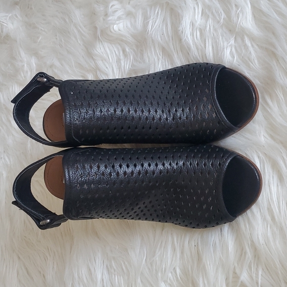 Steve Madden leather slingback heels - Picture 2 of 6